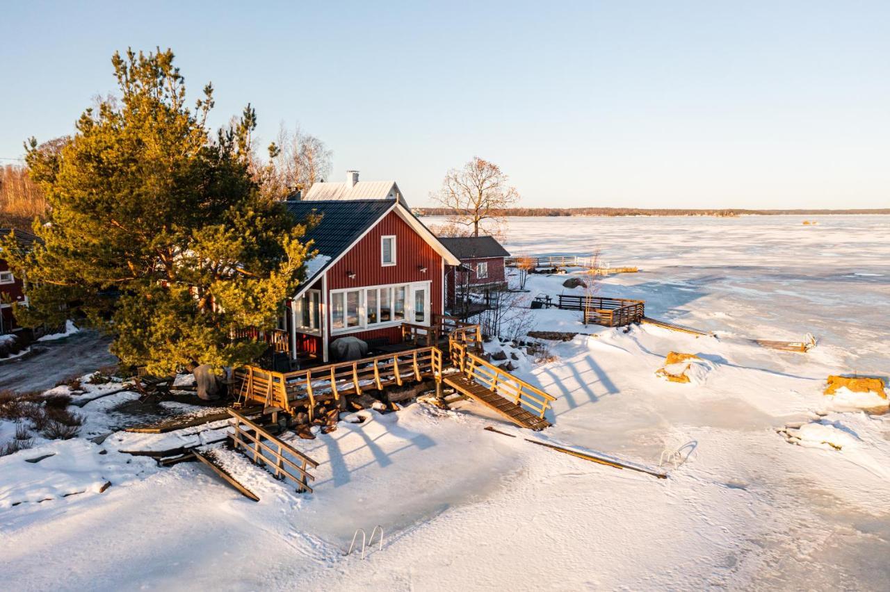 Rantakari Cottage Kotka Exterior photo